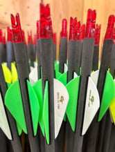 Load image into Gallery viewer, Gold Tip HUNTER Arrows