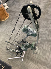 Load image into Gallery viewer, Darton Excel - USED BOW (LH)
