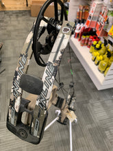 Load image into Gallery viewer, Prime Inline 5 (RH) USED BOW
