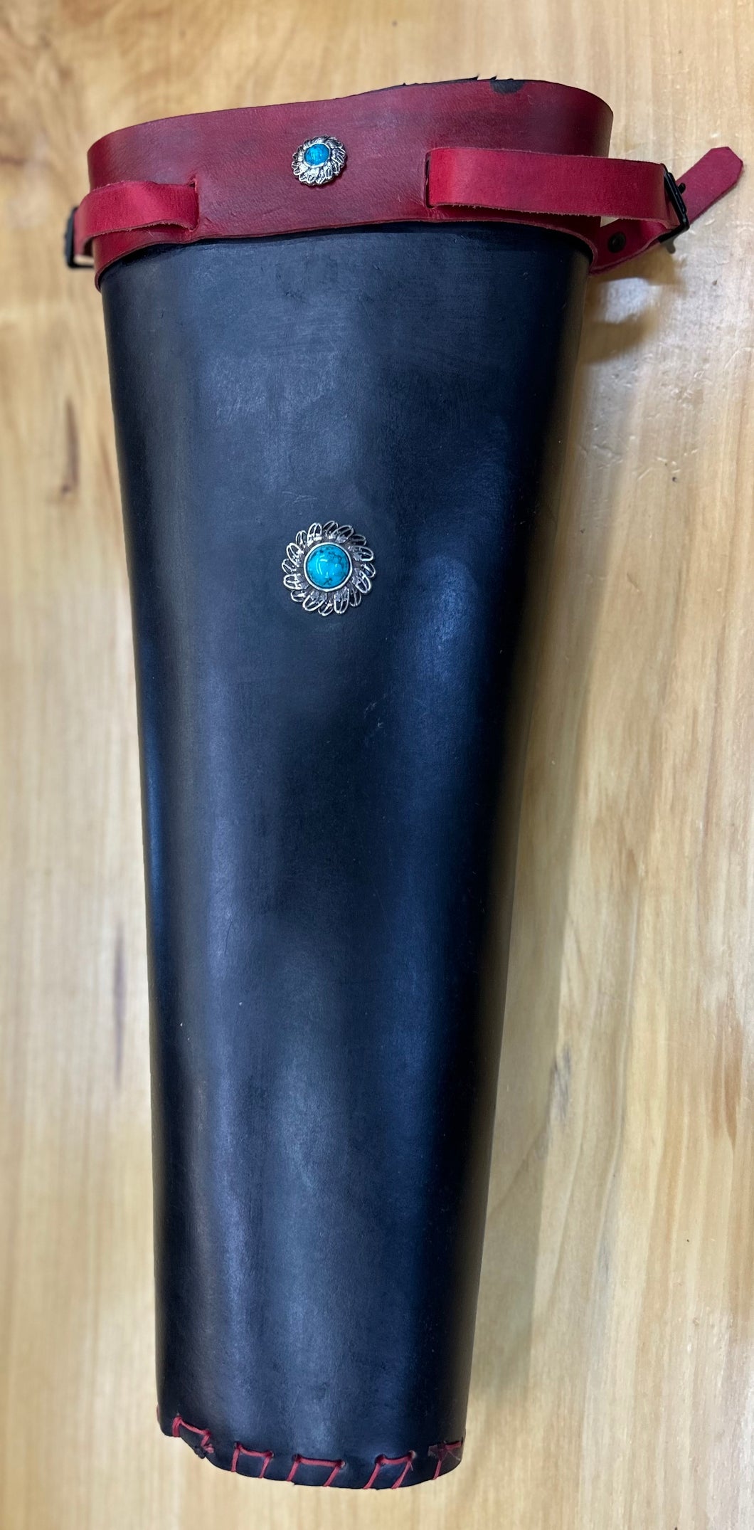 Traditional Leather Quiver - Black/Red LG