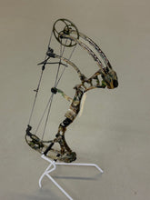 Load image into Gallery viewer, Bear Carnage - USED BOW (LH)
