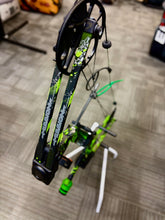 Load image into Gallery viewer, Mission Craze - #2 - USED BOW (RH)
