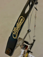 Load image into Gallery viewer, Mathews Switchback XT - USED BOW (RH)
