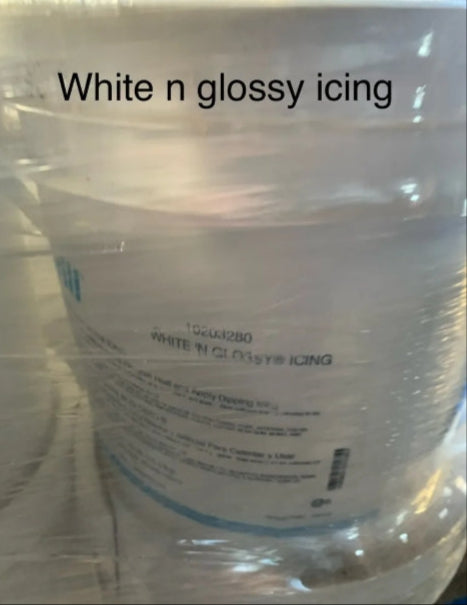White N Glossy Icing 43lb Bear Bait